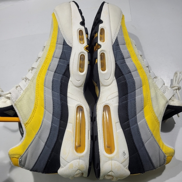 NIKE AIR MAX 95 RUNNING SHOES MEN'S SIZE 11 GREY AMARILLO CD7495-100 - Picture 13 of 16